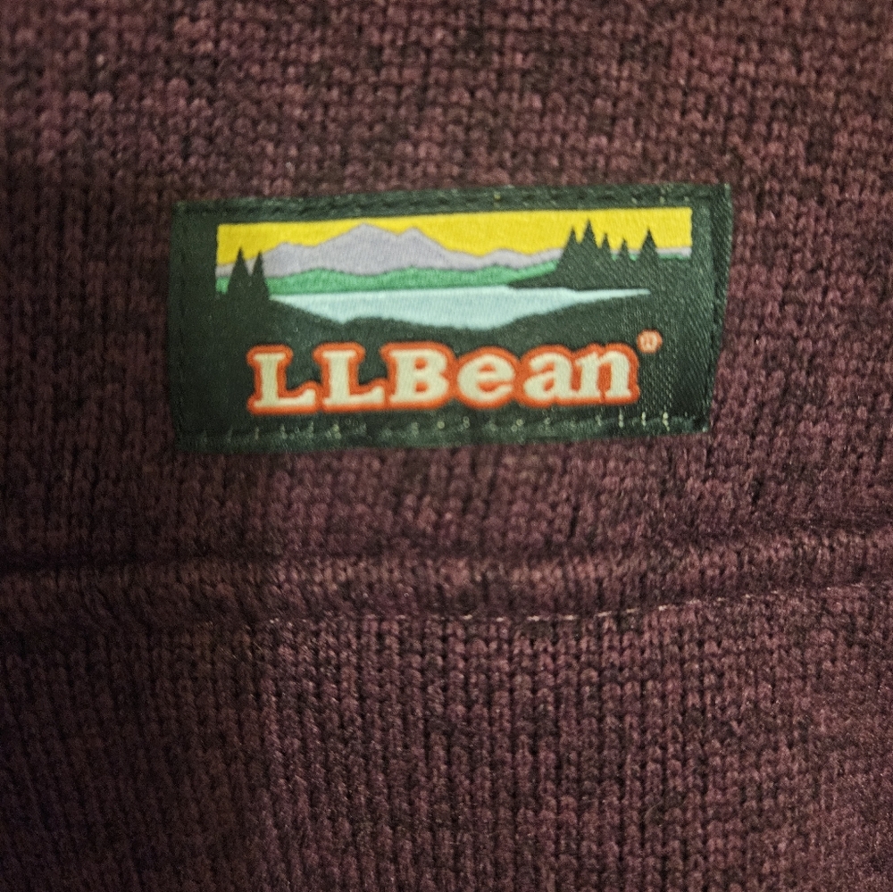 L.L. Bean Women's Plum Pullover Fleece Hoodie with Gray Trim - Picture 4 of 4